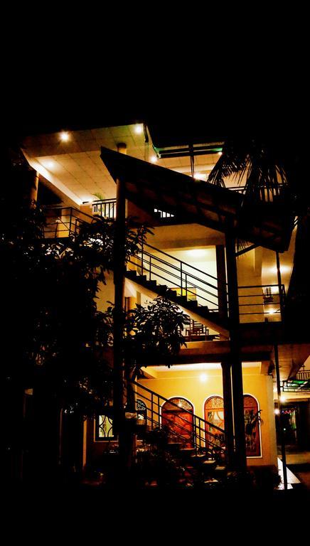 Centra Villa Kataragama Exterior photo